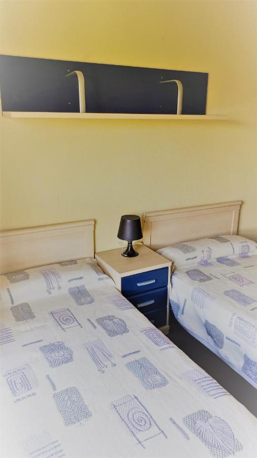 Habitación Caja Mágica Madrid Exterior foto